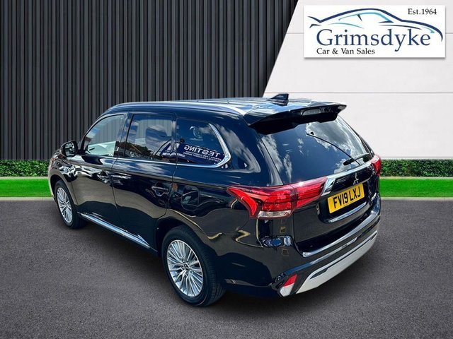 View our MITSUBISHI OUTLANDER