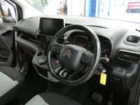 USED 2020 70 CITROEN BERLINGO 1.5 BLUEHDI FLAIR XL S/S EAT8 5d 129 BHP 5 SEAT SAT NAV CRUISE CONTROL PARKING SENSORS 1 OWNER EXCELLENT SERVICE HISTORY GENUINE LOW MILES