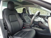 USED 2020 70 TESLA Model 3 STANDARD RANGE PLUS 4d 302 BHP 