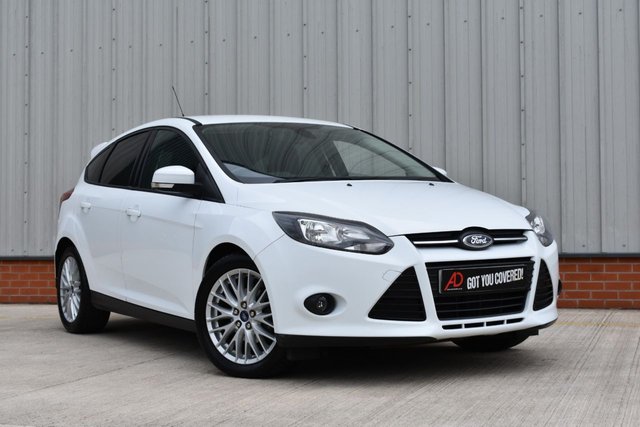 2013 13 Ford Focus 1.0 ZETEC 5d 124 BHP