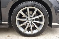 USED 2018 68 VOLKSWAGEN PASSAT 2.0 R-LINE TDI DSG 5d 148 BHP Automatic | 2 Keys | Electric Sun Roof | 2 Owners | Parking Sensors | Satellite Navigation | 2 Owners |