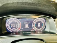 USED 2017 67 VOLKSWAGEN GOLF 2.0 GTD TDI 5d 182 BHP SATNAV DAB BLUETOOTH