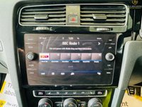 USED 2017 67 VOLKSWAGEN GOLF 2.0 GTD TDI 5d 182 BHP SATNAV DAB BLUETOOTH