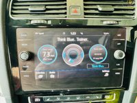 USED 2017 67 VOLKSWAGEN GOLF 2.0 GTD TDI 5d 182 BHP SATNAV DAB BLUETOOTH