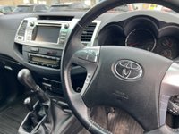USED 2014 64 TOYOTA HI-LUX 3.0 INVINCIBLE 4X4 D-4D DCB 169 BHP 