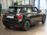 USED 2020 70 MINI ELECTRIC COOPER S LEVEL 3 3d 181 BHP STUNNING EXAMPLE BIG SPEC HEAD UP DISPLAY SAT NAV LEATHER HEATED SEATS SUNROOF REAR VIEW CAMERA CRUISE CONTROL PARKING SENSORS 1 OWNER SERVICE HISTORY