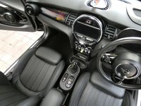 USED 2020 70 MINI ELECTRIC COOPER S LEVEL 3 3d 181 BHP STUNNING EXAMPLE BIG SPEC HEAD UP DISPLAY SAT NAV LEATHER HEATED SEATS SUNROOF REAR VIEW CAMERA CRUISE CONTROL PARKING SENSORS 1 OWNER SERVICE HISTORY