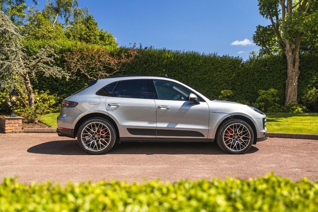 View our PORSCHE MACAN