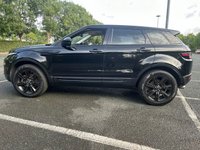 USED 2015 65 LAND ROVER RANGE ROVER EVOQUE 2.0 TD4 SE TECH 5d 177 BHP A LOVELY ADDITION TO OUR VAST SELECTION OF EVOQUES+ONLY 2 FORMER KEEPERS+SERVICE HISTORY+DIESEL+AUTOMATIC+ULEZ COMPLIANT+PRIVACY GLASS+FULL LEATHER INTERIOR+PARK ASSIST+CLIMATE CONTROL+19 INCH ALLOY WHEELS+1 FULL YEARS MOT PRIOR TO COLLECTION+COST NEW &pound;45810 MAKING THIS USED VEHICLE FANTASTIC VALUE AT OUR SUPER LOW PRICE+LOTS OF FINANCE OPTIONS AVAILABLE+CALL TODAY TO ARRANGE A VIEWING+DONT MISS OUT!!!!!!!!!!!!!!!!!!!!!!!!!!!!!!!!!!