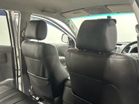 USED 2013 63 TOYOTA HI-LUX 3.0 INVINCIBLE 4X4 D-4D DCB 169 BHP 30910 Miles , Rear Hardback, Full Leather