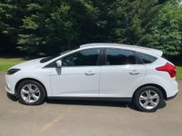 USED 2013 63 FORD FOCUS 1.0 ZETEC 5d 99 BHP BLUETOOTH, DAB RADIO, AIR CON
