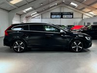 USED 2016 16 VOLVO V60 2.0 D4 R-DESIGN LUX NAV 5d 188 BHP 18" ALLOYS+NAV+HEATED SEATS