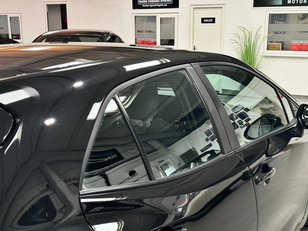 USED 2021 21 TOYOTA COROLLA 1.8 ICON 5d 121 BHP HEATED SEATS+REVERSING CAMERA