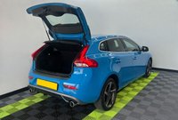 USED 2016 16 VOLVO V40 2.0 D2 R-DESIGN 5d 118 BHP 