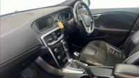USED 2016 16 VOLVO V40 2.0 D2 R-DESIGN 5d 118 BHP 