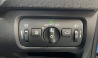 USED 2016 16 VOLVO V40 2.0 D2 R-DESIGN 5d 118 BHP 