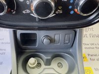 USED 2014 14 DACIA DUSTER 1.5 LAUREATE DCI 5d 107 BHP RADIO SERVICE HISTORY