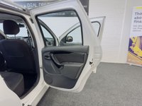 USED 2014 14 DACIA DUSTER 1.5 LAUREATE DCI 5d 107 BHP RADIO SERVICE HISTORY