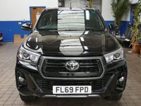 USED 2019 69 TOYOTA HI-LUX 2.4 INVINCIBLE X 4WD D-4D DCB 147 BHP 5 SEATS SAT NAV LEATHER HEATED SEATS REAR VIEW CAMERA CRUISE CONTROL PARKING SENSORS SPORT DECK LOAD LINER TOW BAR 1 OWNER SERVICE HISTORY