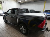 USED 2019 69 TOYOTA HI-LUX 2.4 INVINCIBLE X 4WD D-4D DCB 147 BHP 5 SEATS SAT NAV LEATHER HEATED SEATS REAR VIEW CAMERA CRUISE CONTROL PARKING SENSORS SPORT DECK LOAD LINER TOW BAR 1 OWNER SERVICE HISTORY