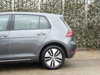 USED 2020 70 VOLKSWAGEN GOLF E-GOLF 35.8kWh 5d 135 BHP 