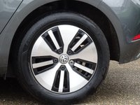 USED 2020 70 VOLKSWAGEN GOLF E-GOLF 35.8kWh 5d 135 BHP 