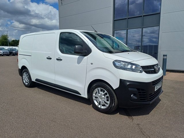 2021 21 Vauxhall Vivaro 1.5 2900 DYNAMIC 102PS AIRCON