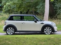 USED 2010 60 MINI HATCH COOPER 1.6 COOPER 3d 122 BHP 