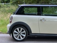 USED 2010 60 MINI HATCH COOPER 1.6 COOPER 3d 122 BHP 