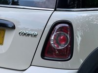 USED 2010 60 MINI HATCH COOPER 1.6 COOPER 3d 122 BHP 