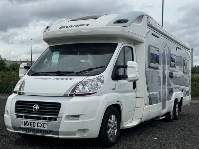 2010 60 Swift Kon-Tiki 649 4 BERTH AUTOMATIC
