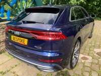 USED 2019 19 AUDI Q8 3.0 TDI QUATTRO S LINE MHEV 5d 282 BHP BIG SPEC 2019 AUDI A8 5O QUATTRO TDI AUTOMATIC - 22 INCH ALLOYS - 1/2 LEATHER ALCANTARA S-LINE EMBOSSED SPORTS SEATS - 2 FORMER KEEPERS - SERVICE HISTORY - i-COCKPIT