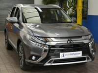 USED 2020 20 MITSUBISHI OUTLANDER 2.0 EXCEED 5d 148 BHP STUNNING EXAMPLE 7 SEATS SAT NAV LEATHER HEATED SEATS REAR VIEW CAMERA CRUISE CONTROL PARKING SENSORS GENUINE LOW MILES 1 OWNER SERVICE HISTORY