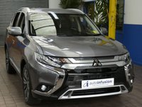 USED 2020 20 MITSUBISHI OUTLANDER 2.0 EXCEED 5d 148 BHP STUNNING EXAMPLE 7 SEATS SAT NAV LEATHER HEATED SEATS REAR VIEW CAMERA CRUISE CONTROL PARKING SENSORS GENUINE LOW MILES 1 OWNER SERVICE HISTORY