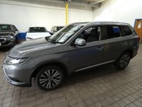 USED 2020 20 MITSUBISHI OUTLANDER 2.0 EXCEED 5d 148 BHP STUNNING EXAMPLE 7 SEATS SAT NAV LEATHER HEATED SEATS REAR VIEW CAMERA CRUISE CONTROL PARKING SENSORS GENUINE LOW MILES 1 OWNER SERVICE HISTORY