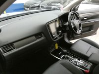 USED 2020 20 MITSUBISHI OUTLANDER 2.0 EXCEED 5d 148 BHP STUNNING EXAMPLE 7 SEATS SAT NAV LEATHER HEATED SEATS REAR VIEW CAMERA CRUISE CONTROL PARKING SENSORS GENUINE LOW MILES 1 OWNER SERVICE HISTORY