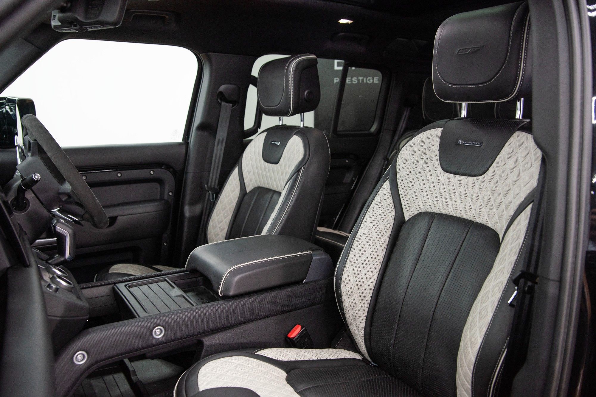 USED 2022 22 LAND ROVER DEFENDER 5.0 V8 