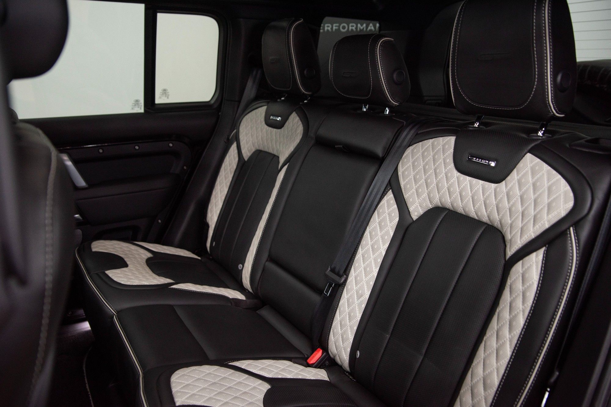 USED 2022 22 LAND ROVER DEFENDER 5.0 V8 