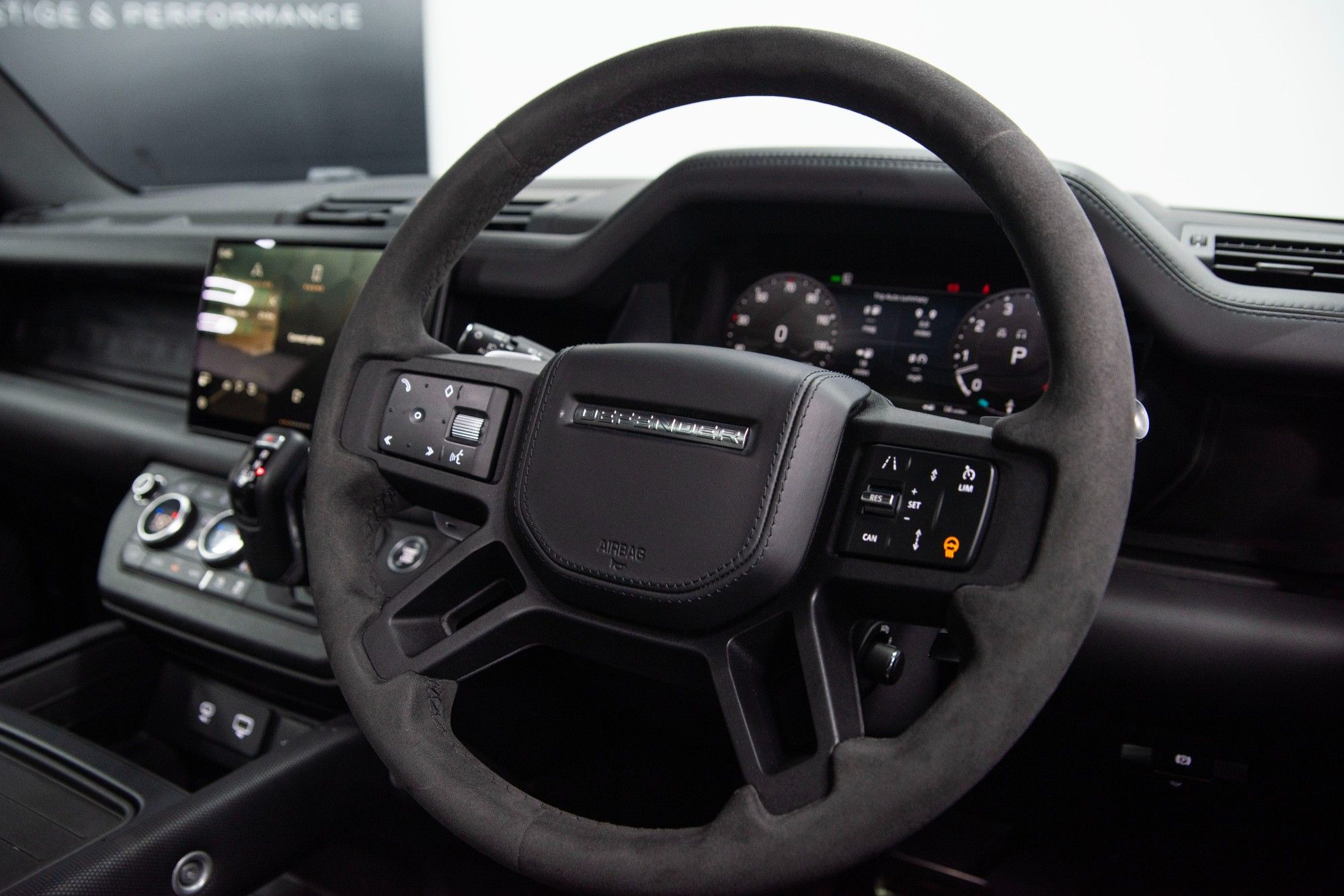 USED 2022 22 LAND ROVER DEFENDER 5.0 V8 