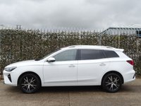 USED 2023 72 MG MG 5 TROPHY 61kWh 5d 154 BHP 