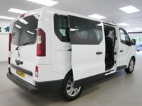 USED 2023 23 RENAULT TRAFIC 30 2.0 DCI 170 BHP LL LONG SPORT EDC AUTO 9 SEATER 1 OWNER | SAT NAV | AUTOMATIC | 9 SEATS
