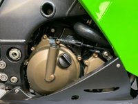 USED 2004 04 KAWASAKI ZX10 R 998cc ZX 1000 C1H  ONLY 5,350 MILES FROM NEW