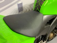 USED 2004 04 KAWASAKI ZX10 R 998cc ZX 1000 C1H  ONLY 5,350 MILES FROM NEW