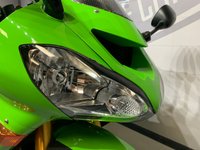 USED 2004 04 KAWASAKI ZX10 R 998cc ZX 1000 C1H  ONLY 5,350 MILES FROM NEW