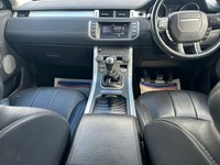 USED 2017 67 LAND ROVER RANGE ROVER EVOQUE 2.0 ED4 SE TECH 5d 148 BHP A REAL BEAUTY FINISHED IN FACTORY BLACK PAINT+LOW MILEAGE+DIESEL+AUTOMATIC+ULEZ COMPLIANT+ONLY 1 FORMER KEEPER+SERVICE HISTORY+PRIVACY GLASS+FULL LEATHER INTERIOR+SATELLITE NAVIGATION+PARK ASSIST+CLIMATE CONTROL+18 INCH ALLOY WHEELS+1 FULL YEARS MOT PRIOR TO COLLECTION+FULL RANGE OF FINANCE OPTIONS AVAILABLE+CALL TODAY TO ARRANGE A VIEWING!!!!!!!!!!!!!!!!!!!!!!!