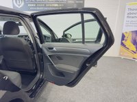 USED 2018 67 VOLKSWAGEN GOLF 1.6 SE NAVIGATION TDI BLUEMOTION TECHNOLOGY 5d 114 BHP SATNAV DAB APPLE CAR PLAY