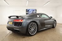 USED 2018 18 AUDI R8 5.2 V10 PLUS QUATTRO 2d 602 BHP ONLY 2306 MILES FROM NEW 2 OWNERS