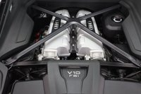 USED 2018 18 AUDI R8 5.2 V10 PLUS QUATTRO 2d 602 BHP ONLY 2306 MILES FROM NEW 2 OWNERS