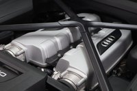USED 2018 18 AUDI R8 5.2 V10 PLUS QUATTRO 2d 602 BHP ONLY 2306 MILES FROM NEW 2 OWNERS