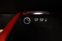 USED 2018 18 AUDI R8 5.2 V10 PLUS QUATTRO 2d 602 BHP ONLY 2306 MILES FROM NEW 2 OWNERS